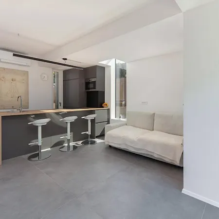 Apartma Family Next To Tivoli Park