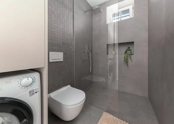 Family Next To Tivoli Park Апартаменты