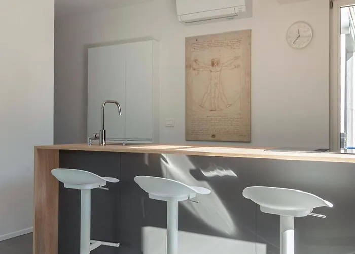 Family Next To Tivoli Park Apartman *