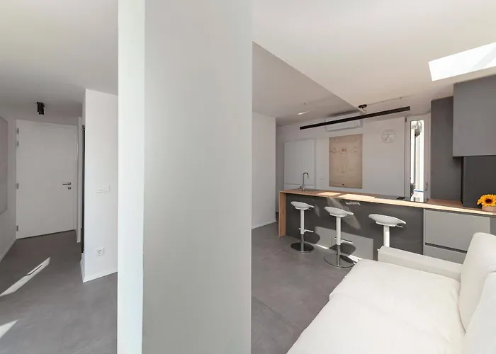 Apartman Family Next To Tivoli Park *