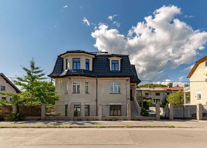 Apartman Family Next To Tivoli Park *